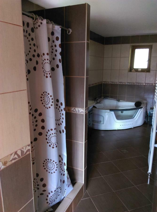 Apartman Pod Kalvariou - Rodinny Dom Banska Stiavnica Exterior photo