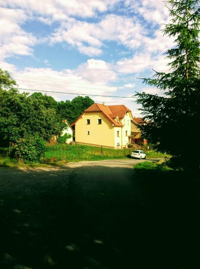 Apartman Pod Kalvariou - Rodinny Dom Banska Stiavnica Exterior photo